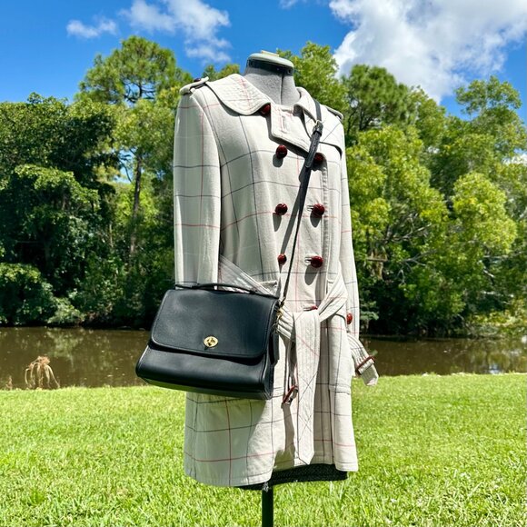 Coach Vintage 1998 Court Bag Black Gold HUNGARY 9870 Hang Tag Crossbody Strap - Picture 5 of 15